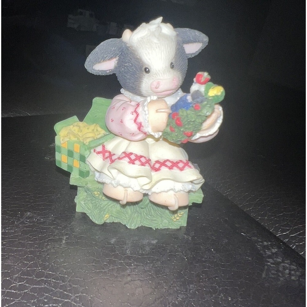 Mary's Moo Moos "Cow-lecting" Deere Memories" John Deere 1999 Enesco XMAS